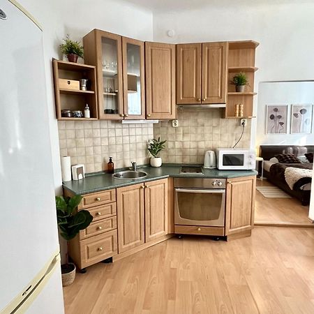 Apartment Caroline - Old Town, Ac Bratislava Eksteriør bilde